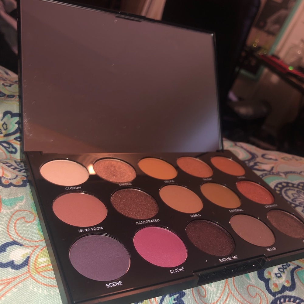 💝Never used Morphe eyeshadow palette💝